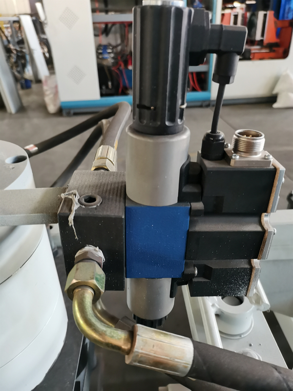 High Speed 1 Layer Automatic Blow Molding Machine , Lubricant Bottle Making Machine